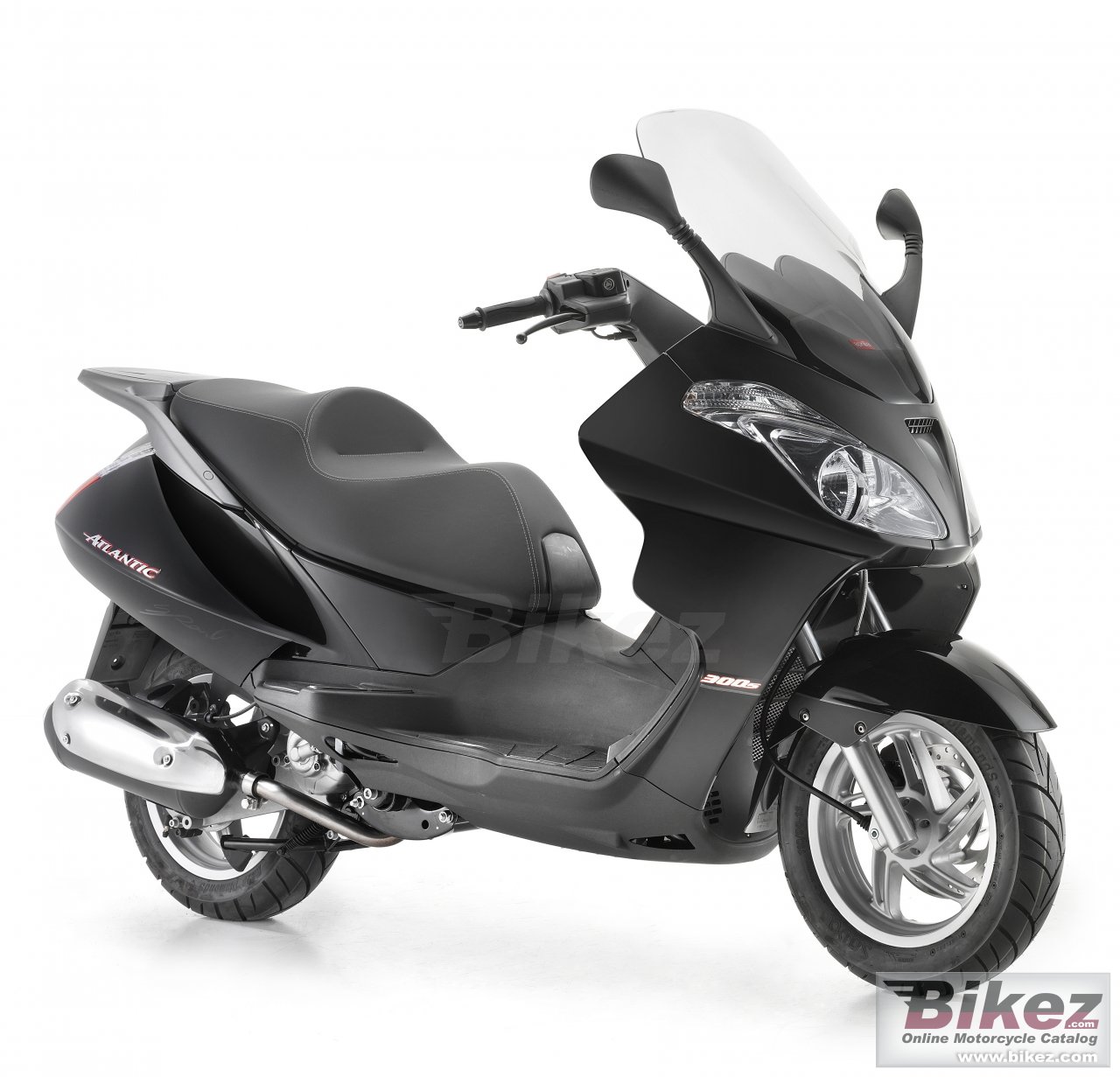 Big Aprilia atlantic 300 picture and wallpaper from Bikez.com
